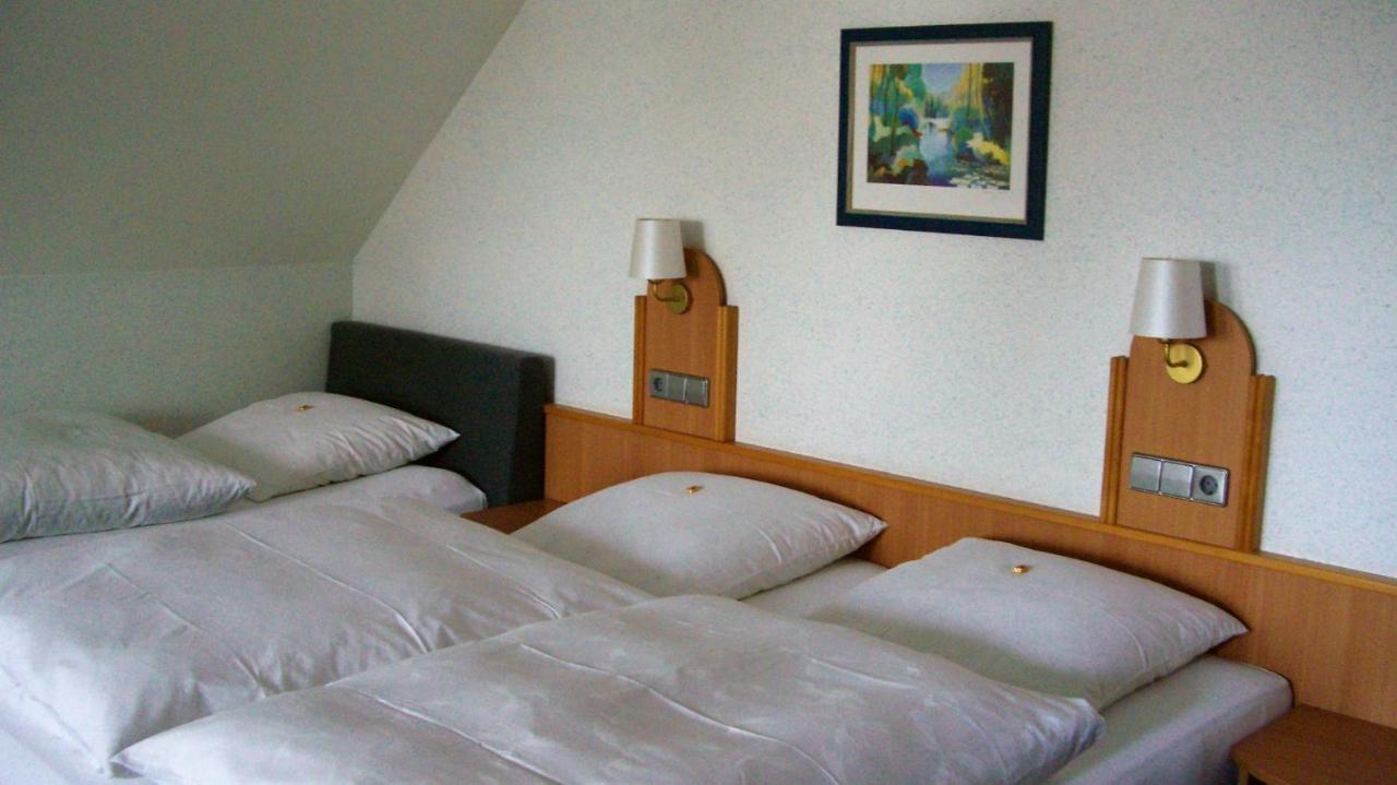 Gasthaus Zum Baeren Gaestehaus Wittighausen Luaran gambar