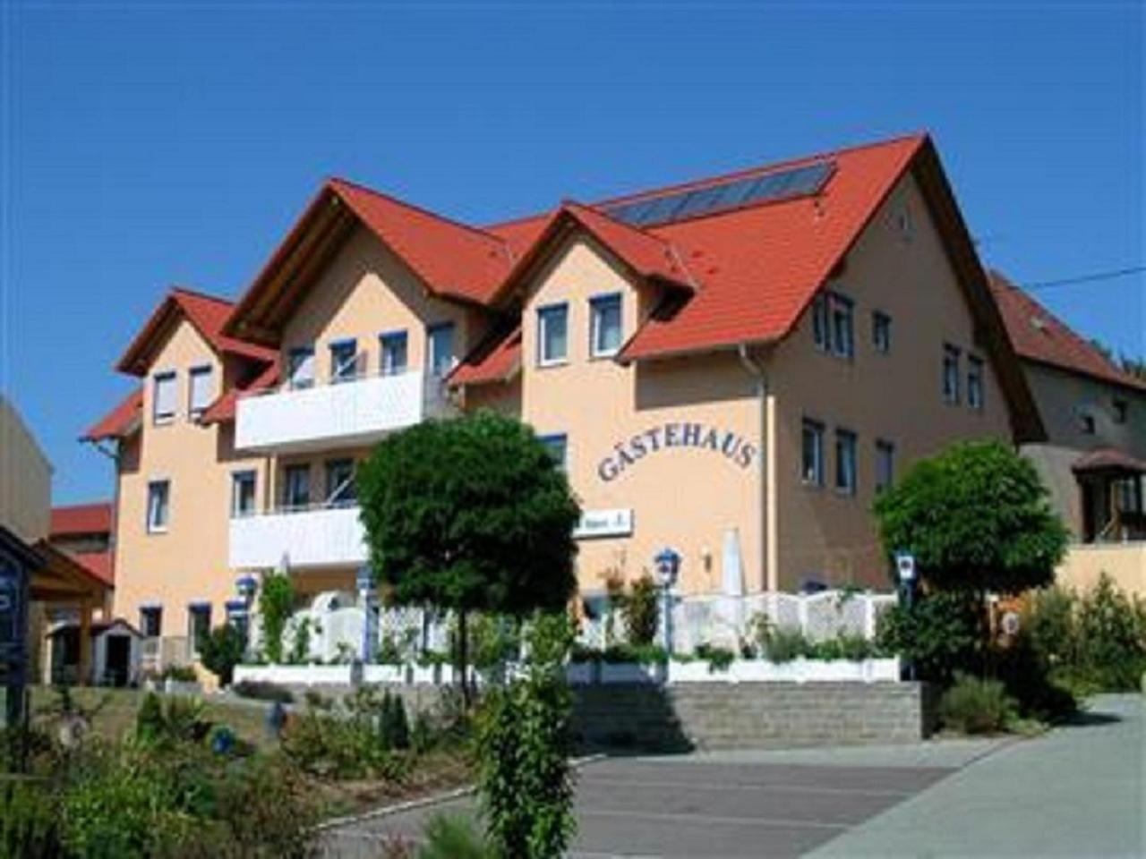 Gasthaus Zum Baeren Gaestehaus Wittighausen Luaran gambar